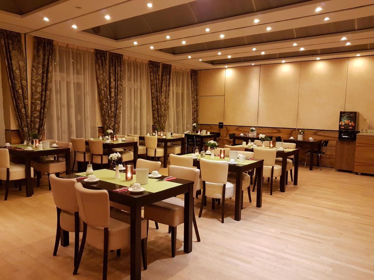Hotel Zum Weissen Ross Delitzsch